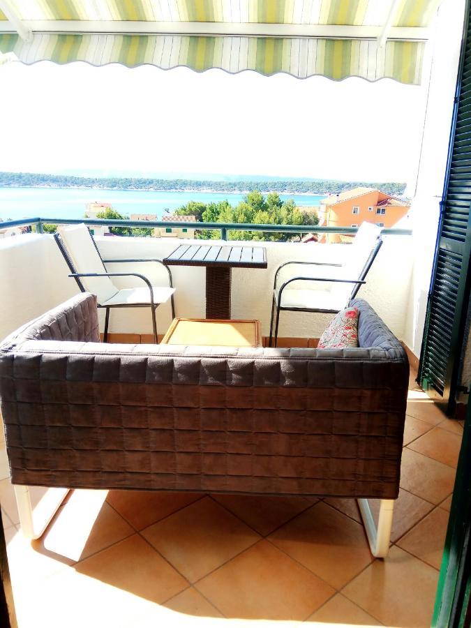 Apartment Apoksiomen Barbat na Rabu Exteriér fotografie